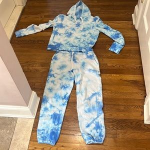 WOMENS GENERATION LOVE SWEAT SET